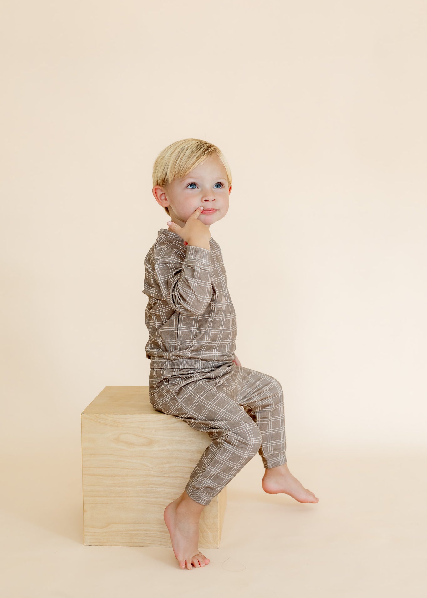 Maisie Playset – Cocoa Plaid | Remi & Capri