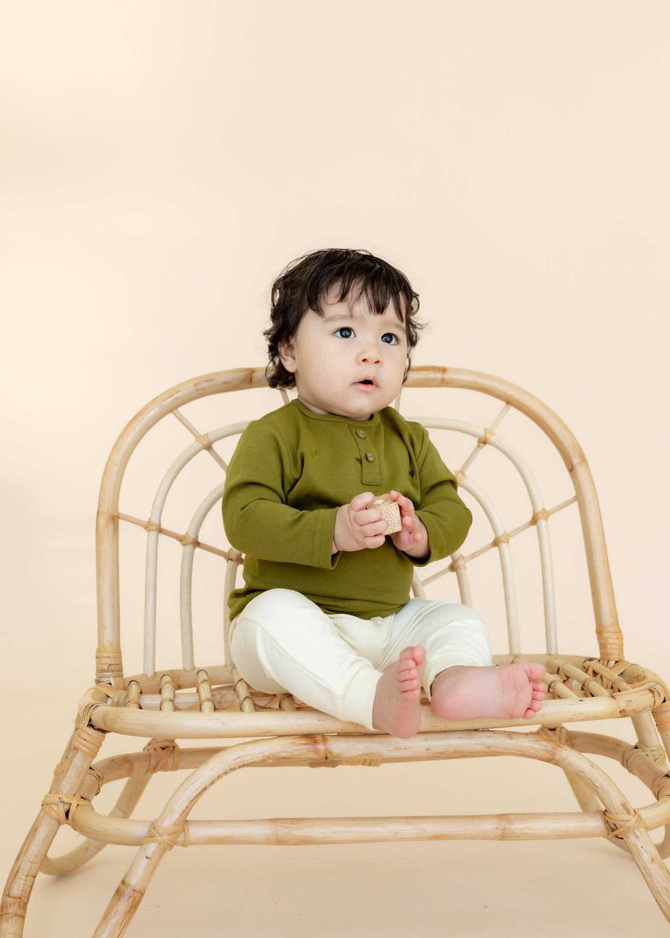 Isaac Henley – Avocado | Remi & Capri